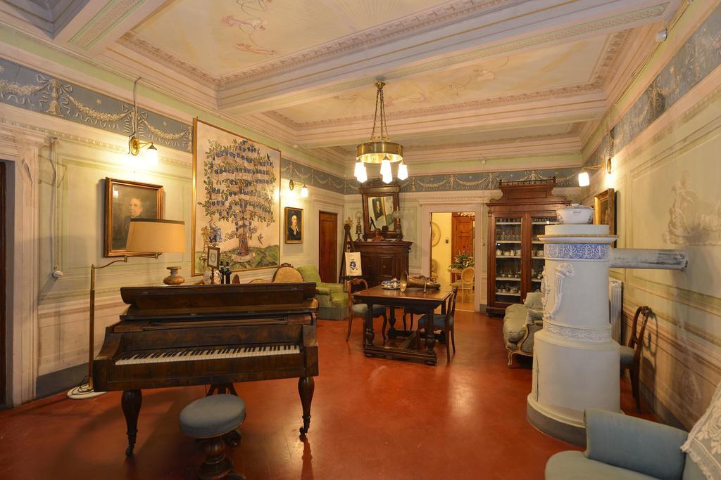 Palazzo Tombesi Trecci * Montepulciano
